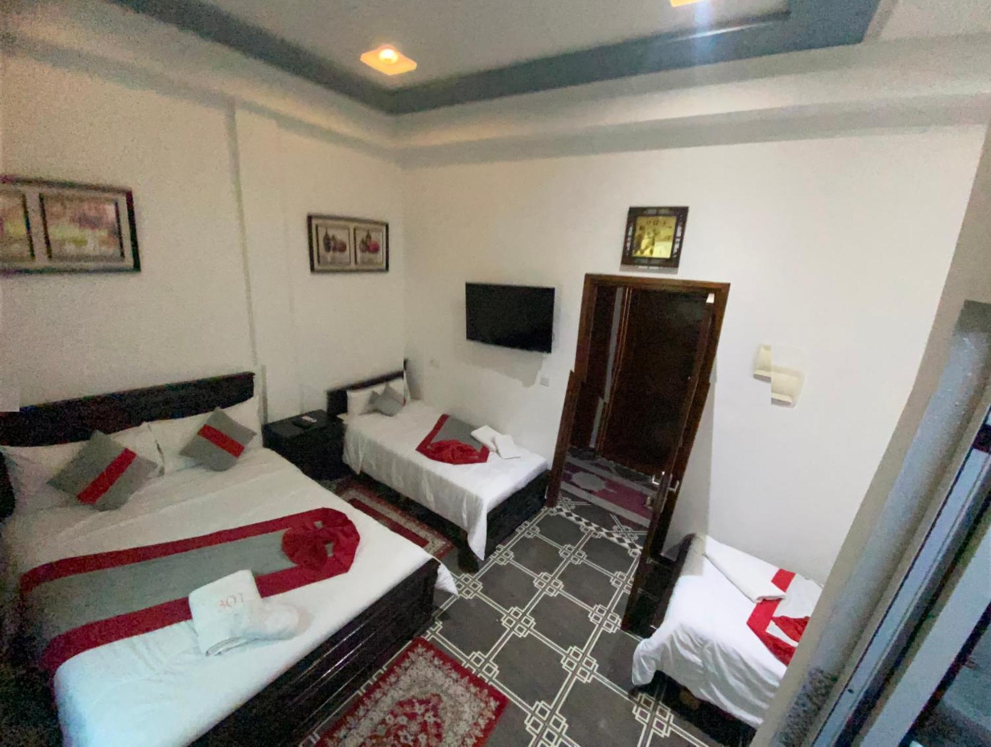 Hotel Biarritz Танжер Экстерьер фото