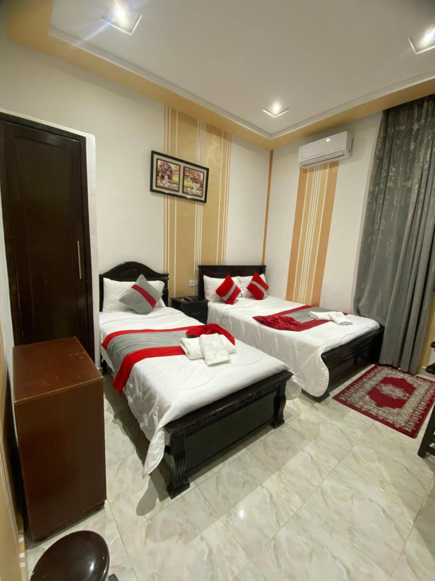 Hotel Biarritz Танжер Экстерьер фото